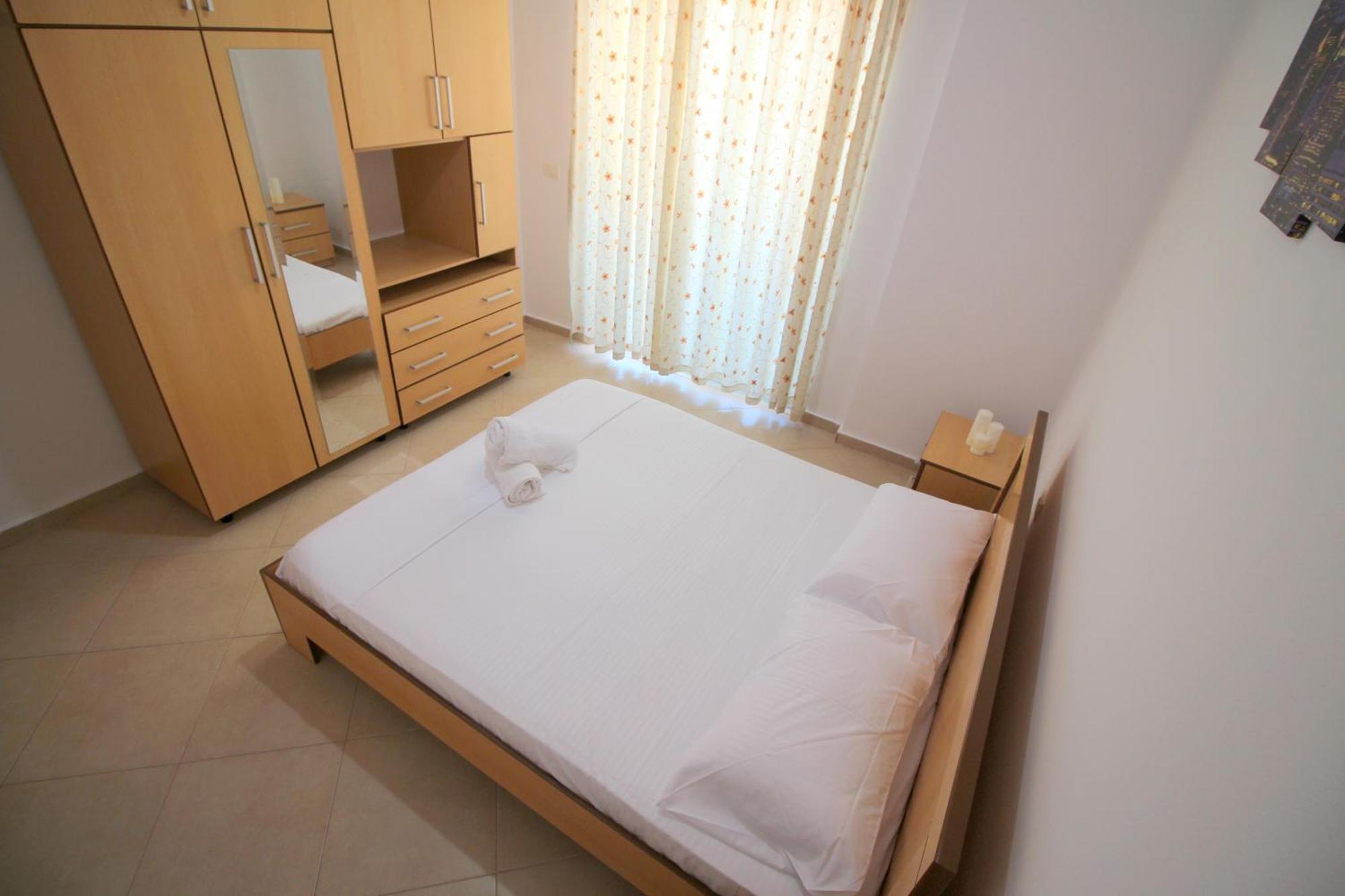 July Seaview Apartments Sarande Ngoại thất bức ảnh