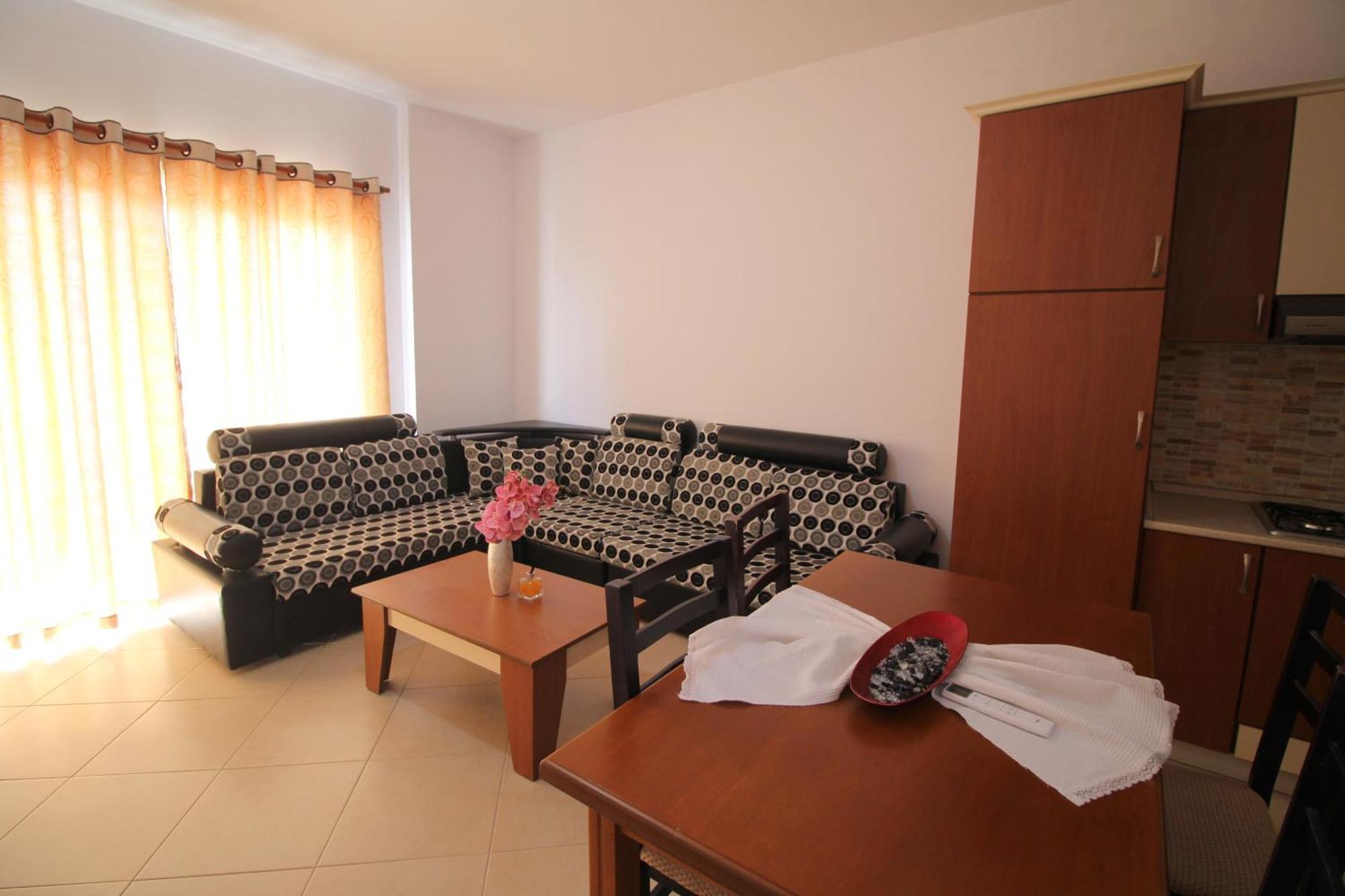 July Seaview Apartments Sarande Ngoại thất bức ảnh