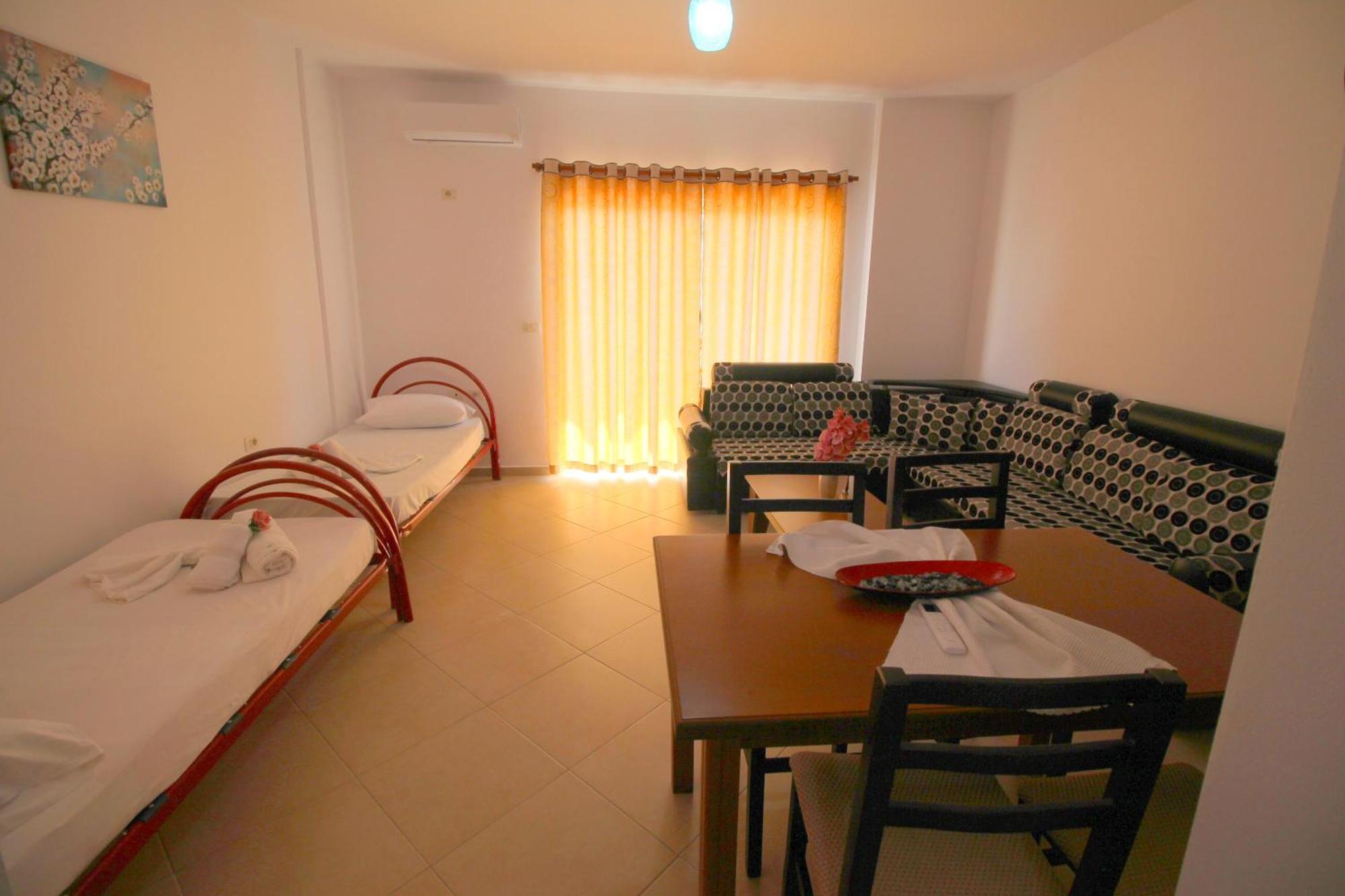 July Seaview Apartments Sarande Ngoại thất bức ảnh
