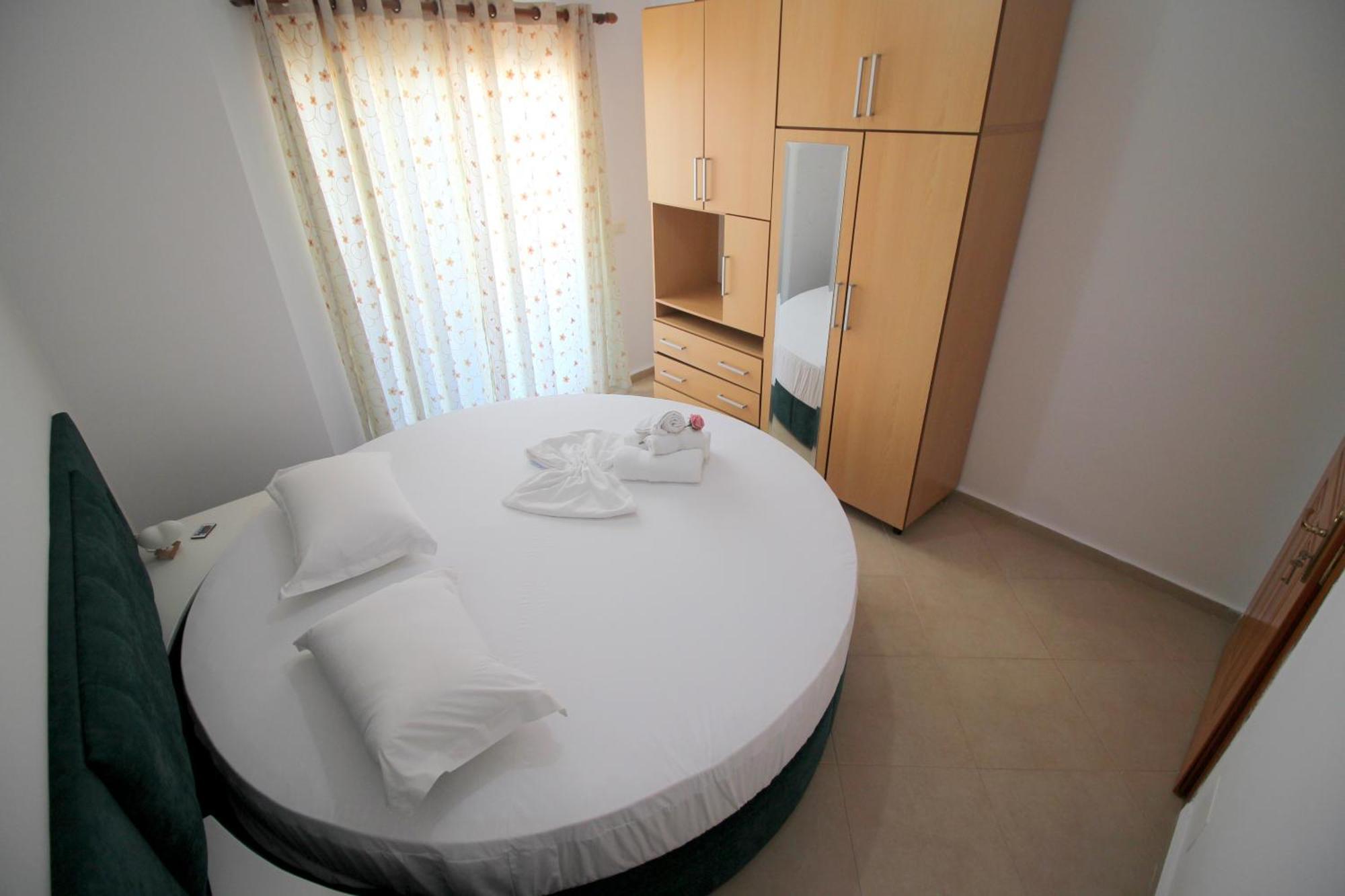 July Seaview Apartments Sarande Ngoại thất bức ảnh