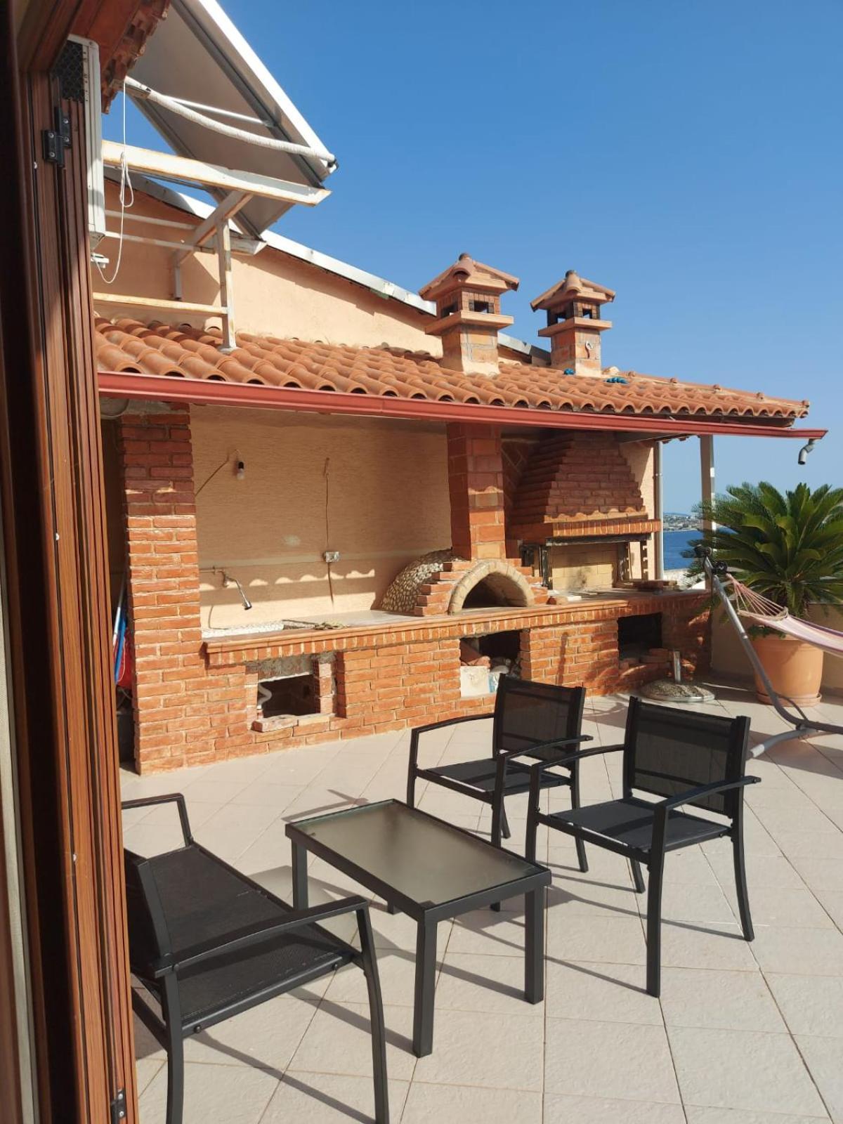 July Seaview Apartments Sarande Ngoại thất bức ảnh